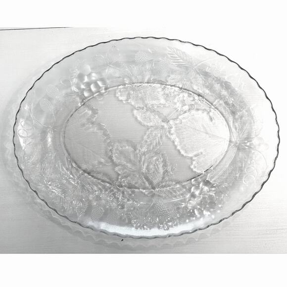 Anchor Hocking Heavy Glass Oval Embossed Grapes Leaves Berries Platter 17.75" - Picture 10 of 11